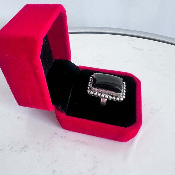 Sterling Silver .925 Bezel Set Black Onyx Statement Ring Size 6 - Picture 3 of 9